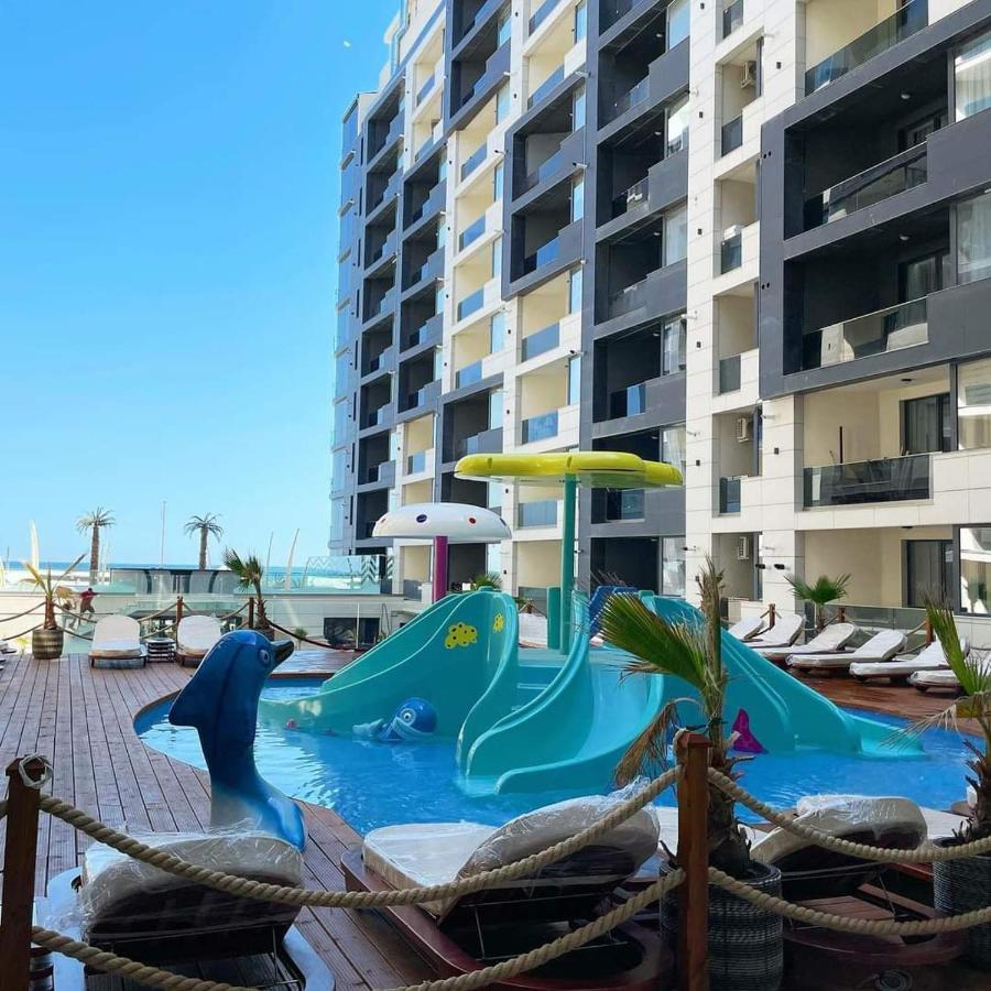 Blue Wave Luxury Mamaia Nord Azimuth Apartment *