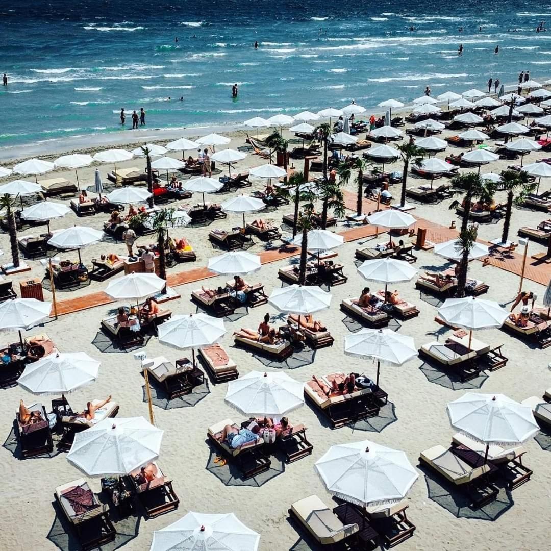 Blue Wave Luxury Mamaia Nord Azimuth Apartment *