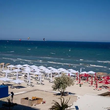 Blue Wave Luxury Apartment Mamaia Nord Azimuth Beach Navodari Exterior photo